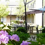 Hotel Landgoed Oud Poelgeest - Leiden 3*