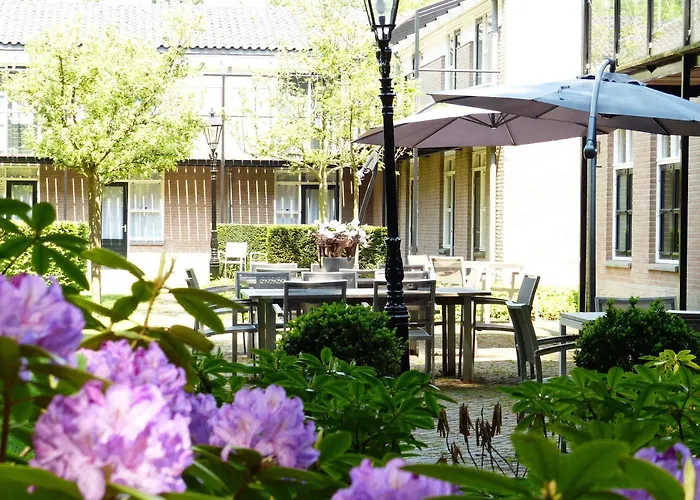 Hotel Landgoed Oud Poelgeest - Leiden 3*