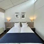 Hotel Landgoed Oud Poelgeest - Leiden 3*